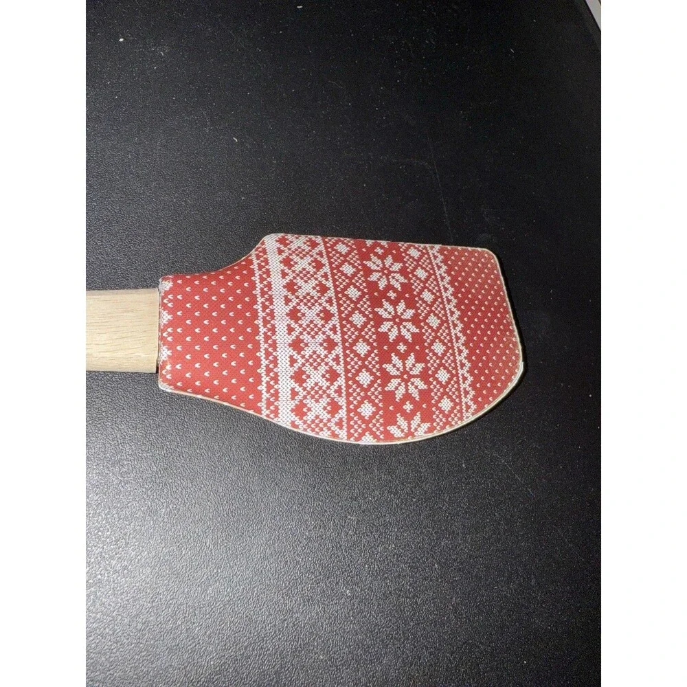 Marius Design Spatula Red and White